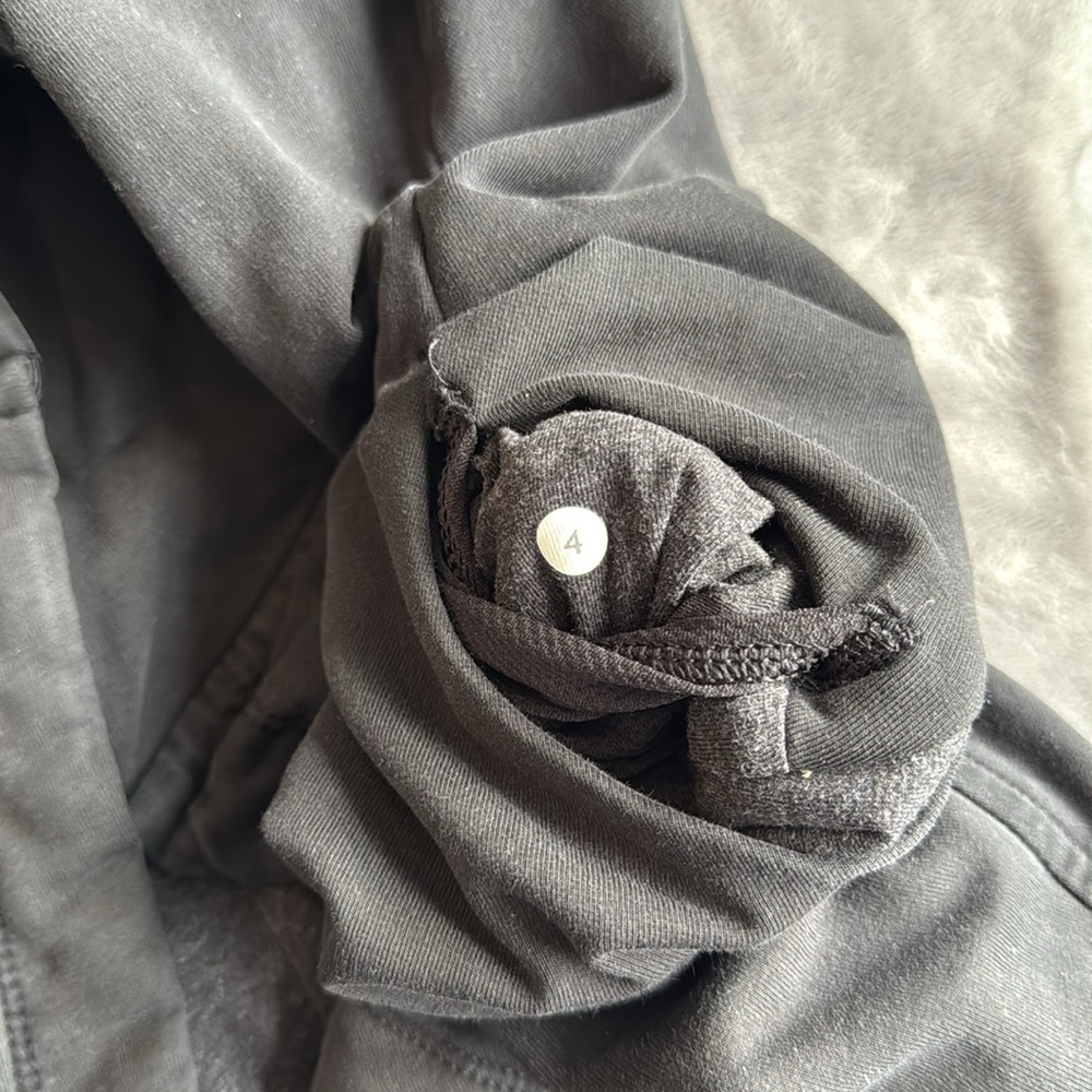 Lululemon “jacket” - Picture 4 of 8